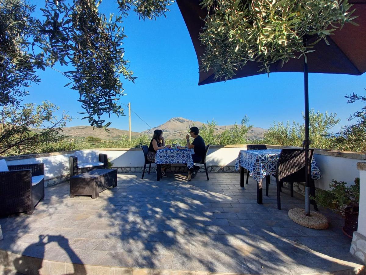 Ibiscus Castellammare del Golfo Exterior foto